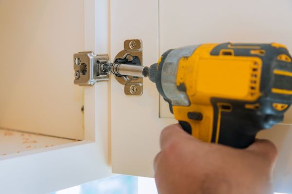Cupboard Door Hinge Repair in Gilmer